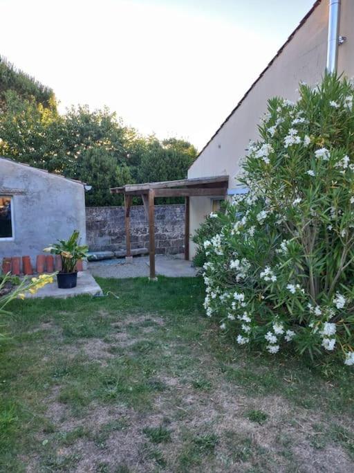 Maisonnette Marine Landeronde Zewnętrze zdjęcie